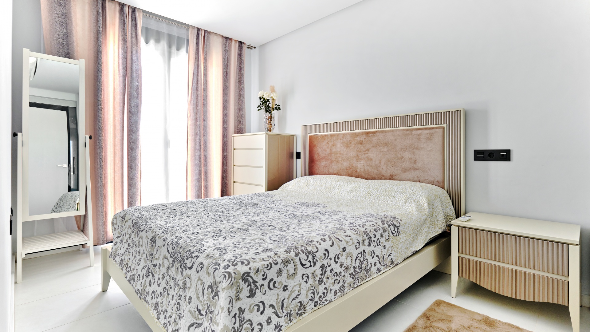 Återförsäljning - Lägenhet - Mil Palmeras