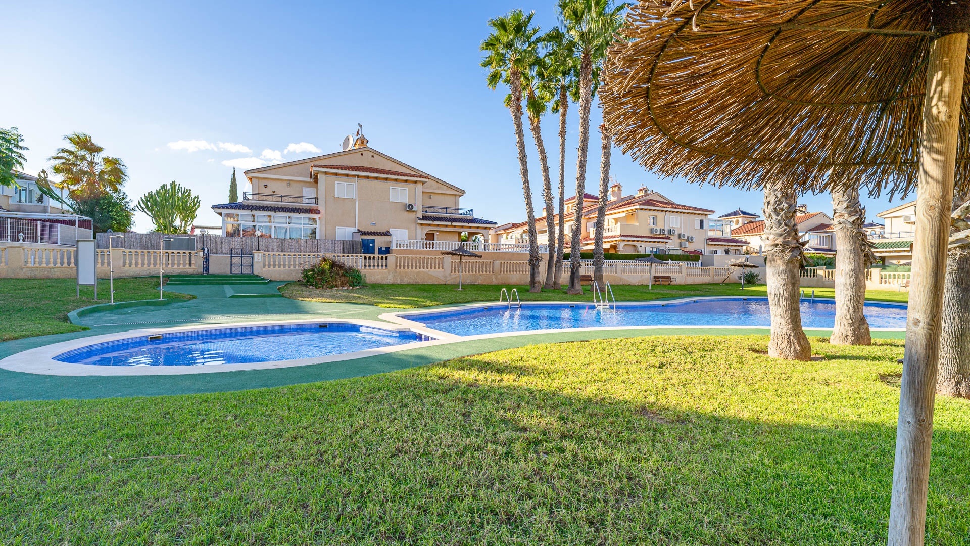 Återförsäljning - Lägenhet - Orihuela Costa - Playa Flamenca