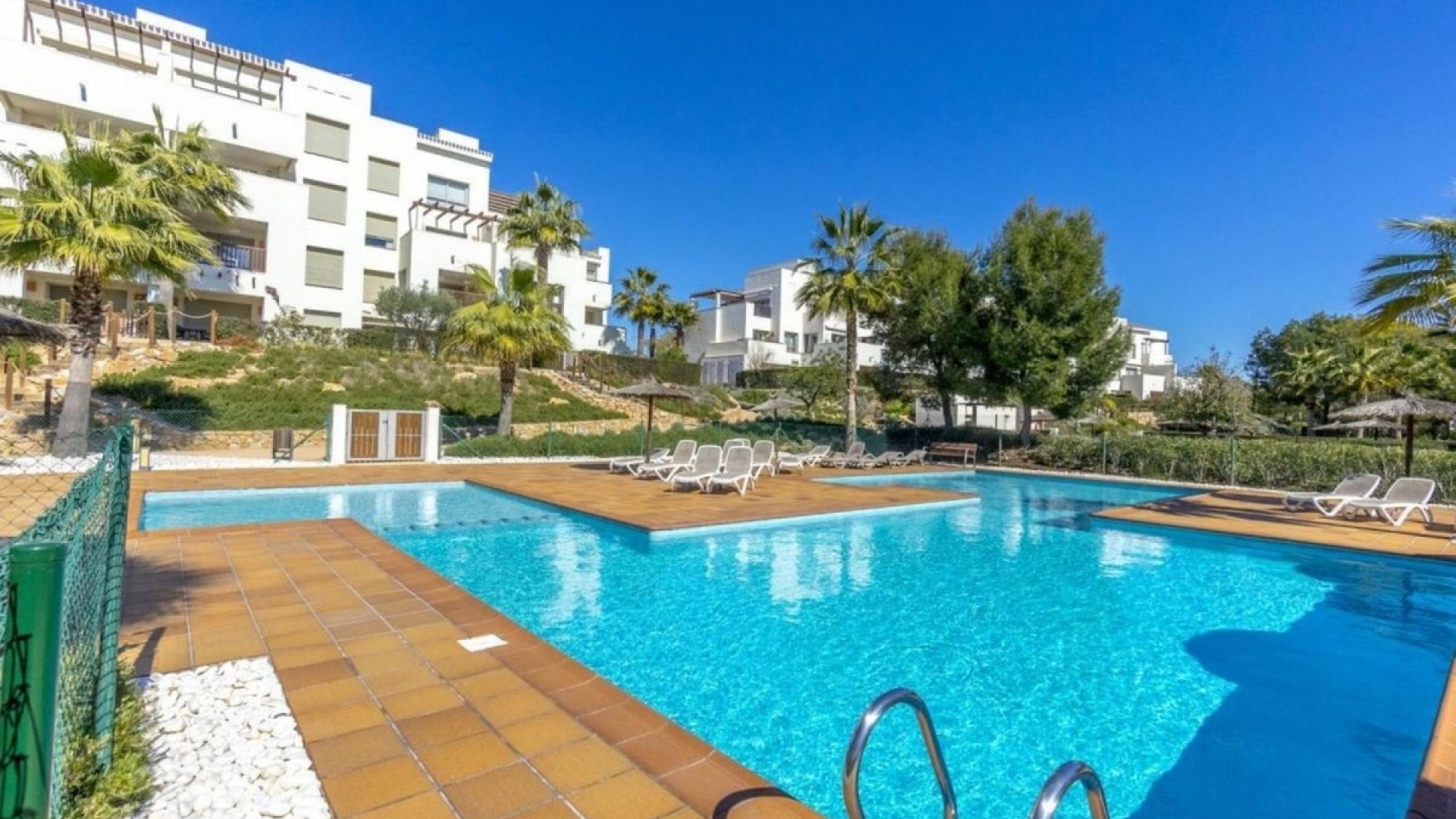 Återförsäljning - Lägenhet - Orihuela - Las Colinas Golf Resort