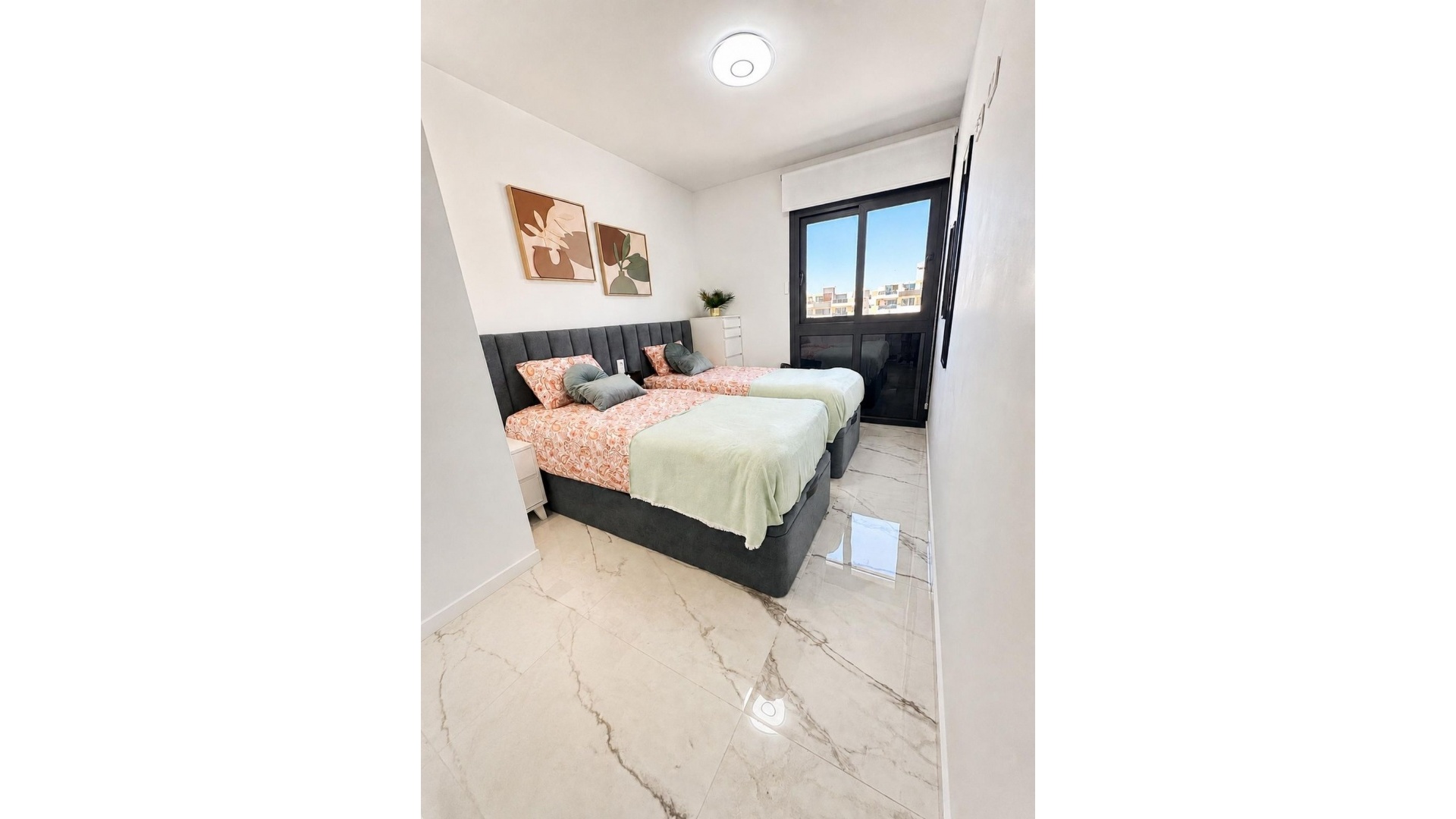 Återförsäljning - Lägenhet - Orihuela - Orihuela Costa