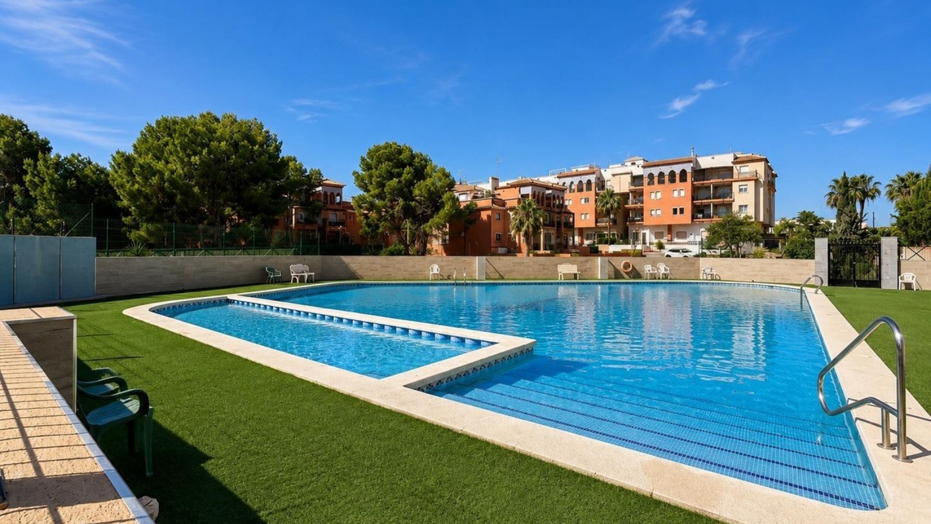 Återförsäljning - Lägenhet - Orihuela - Orihuela Costa