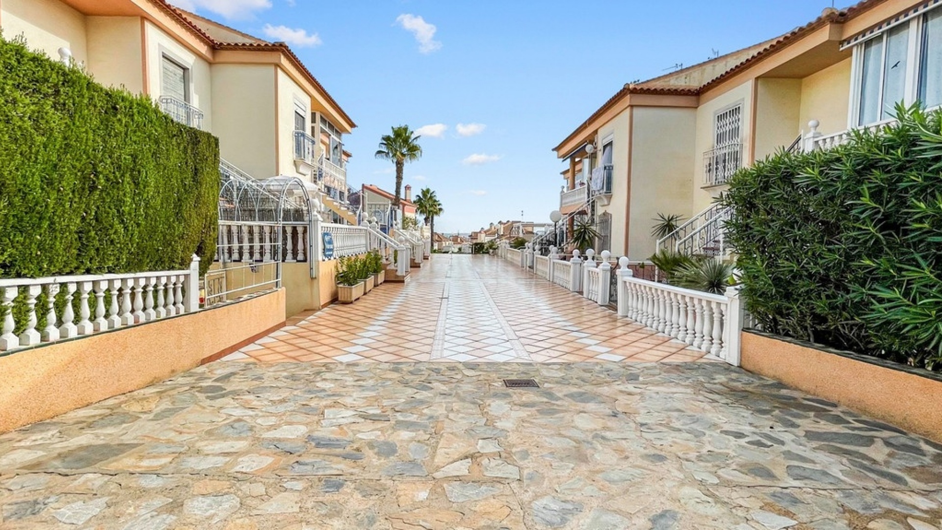 Återförsäljning - Lägenhet - Orihuela - Orihuela Costa