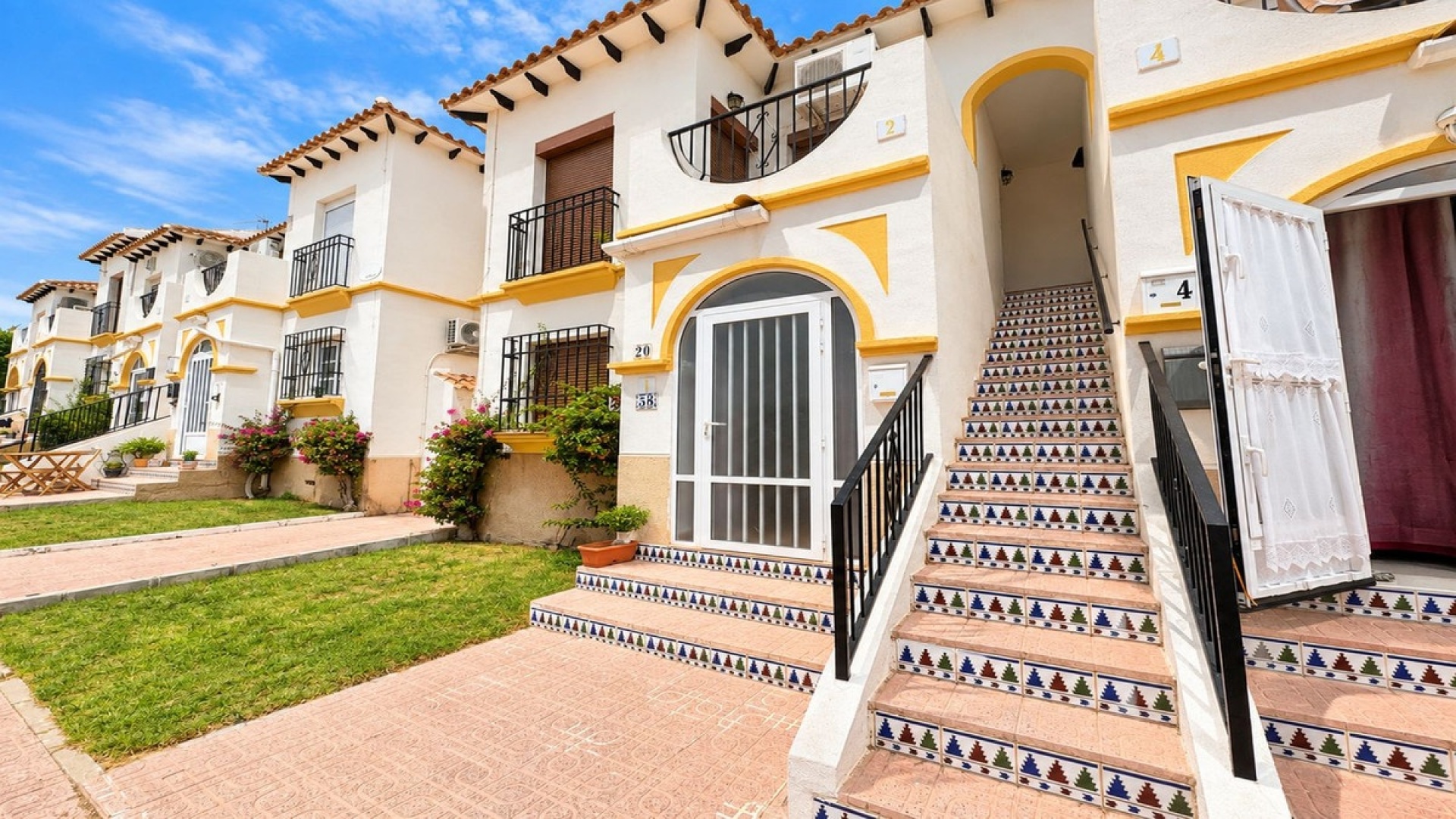 Återförsäljning - Lägenhet - Orihuela - Orihuela Costa