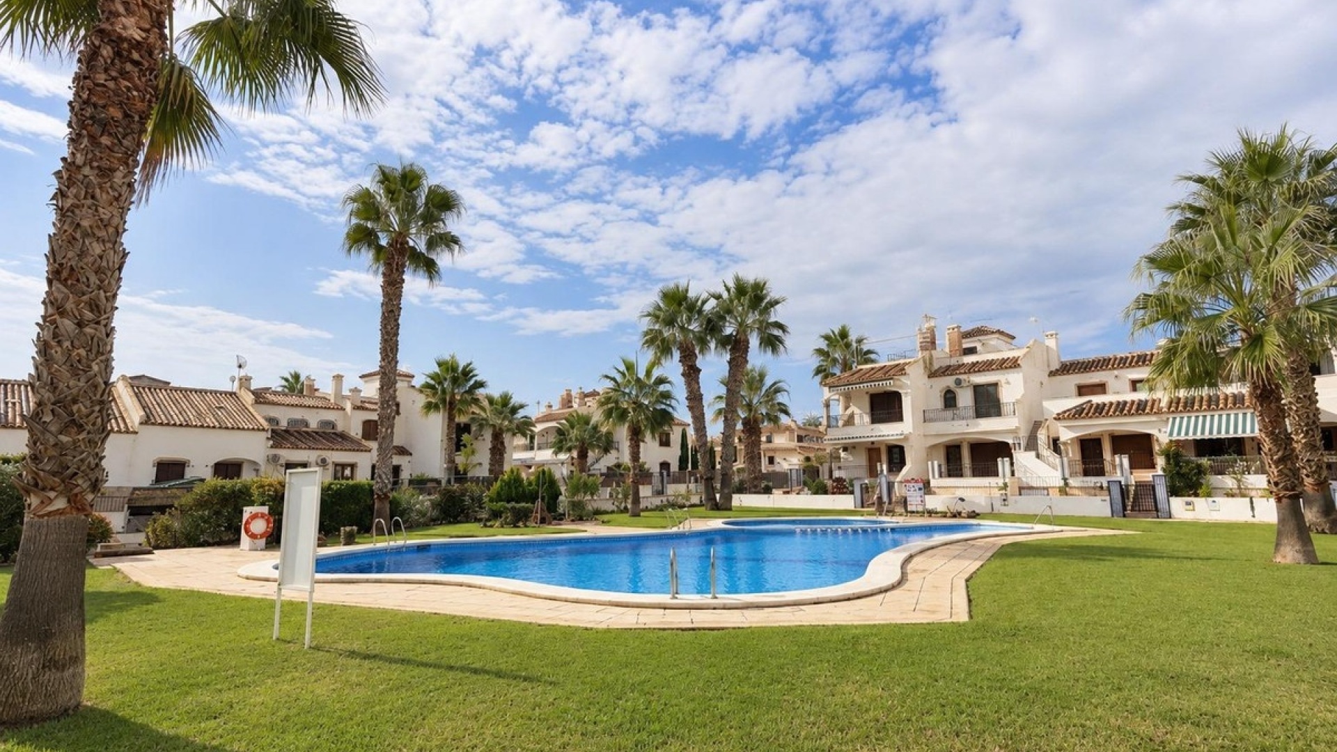 Återförsäljning - Lägenhet - Orihuela - Orihuela Costa