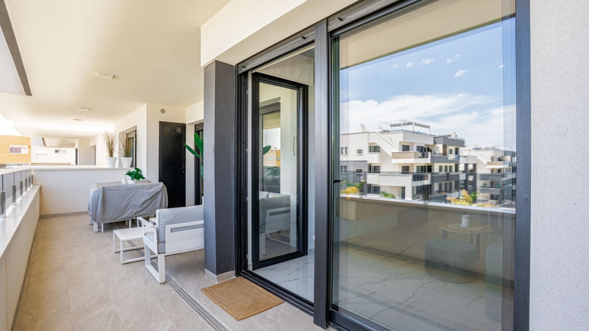 Återförsäljning - Lägenhet - Orihuela - Playa Flamenca