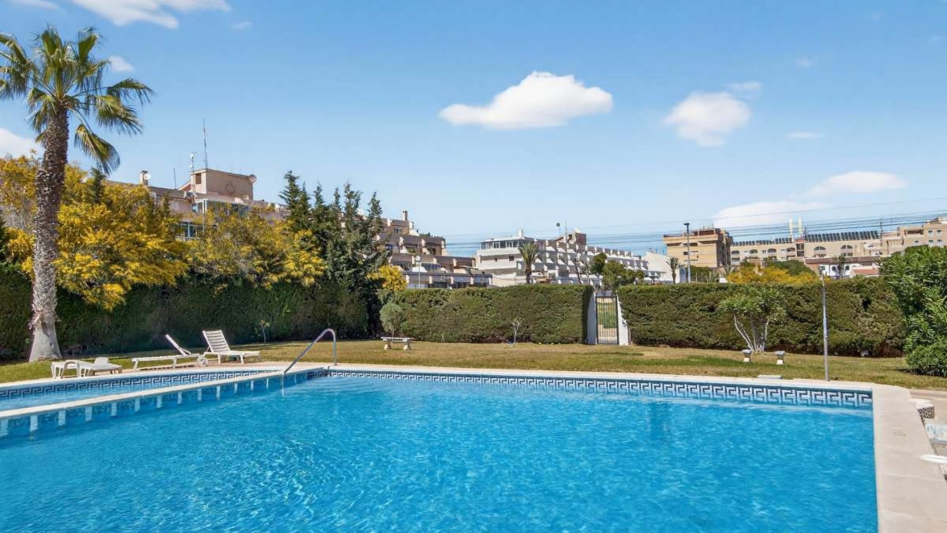 Återförsäljning - Lägenhet - Orihuela - Punta Prima