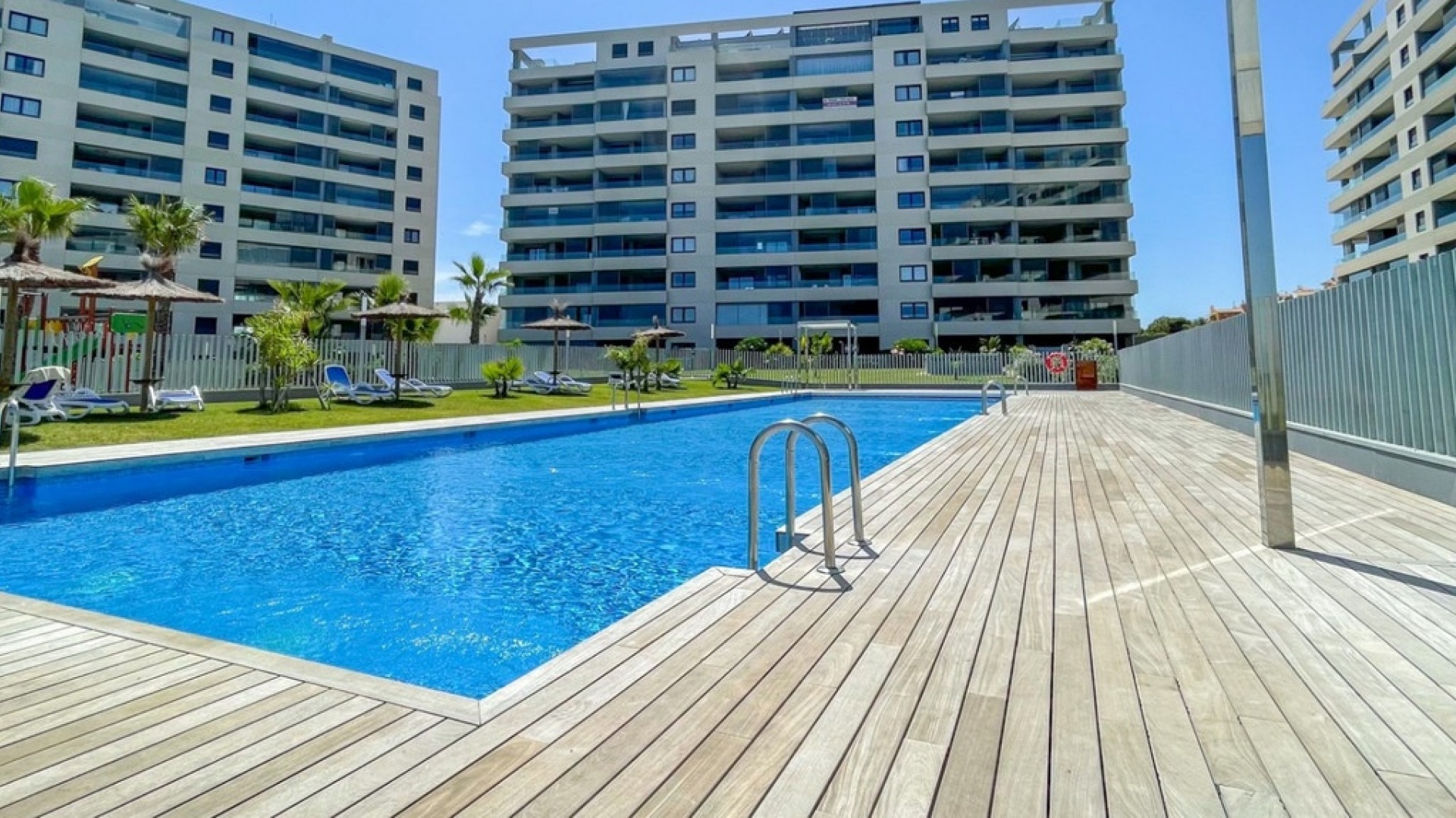 Återförsäljning - Lägenhet - Orihuela - Punta Prima