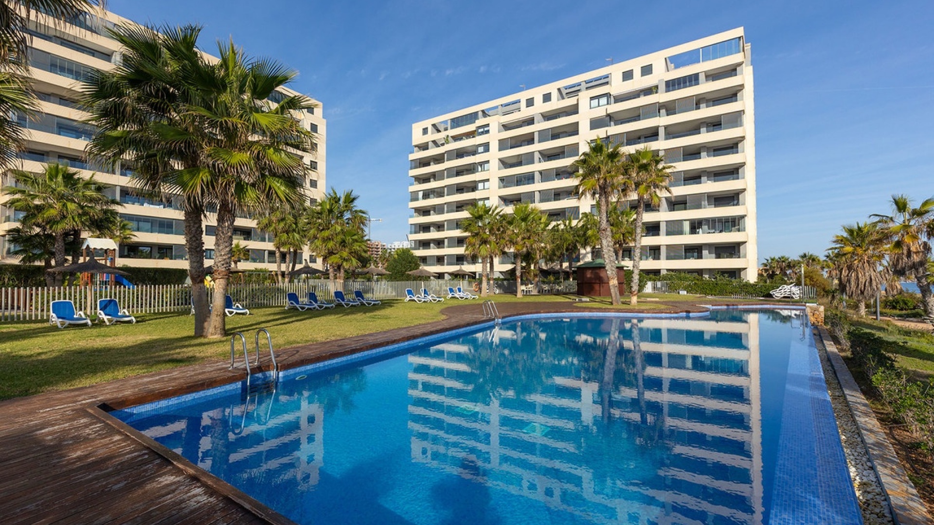 Återförsäljning - Lägenhet - Orihuela - Punta Prima