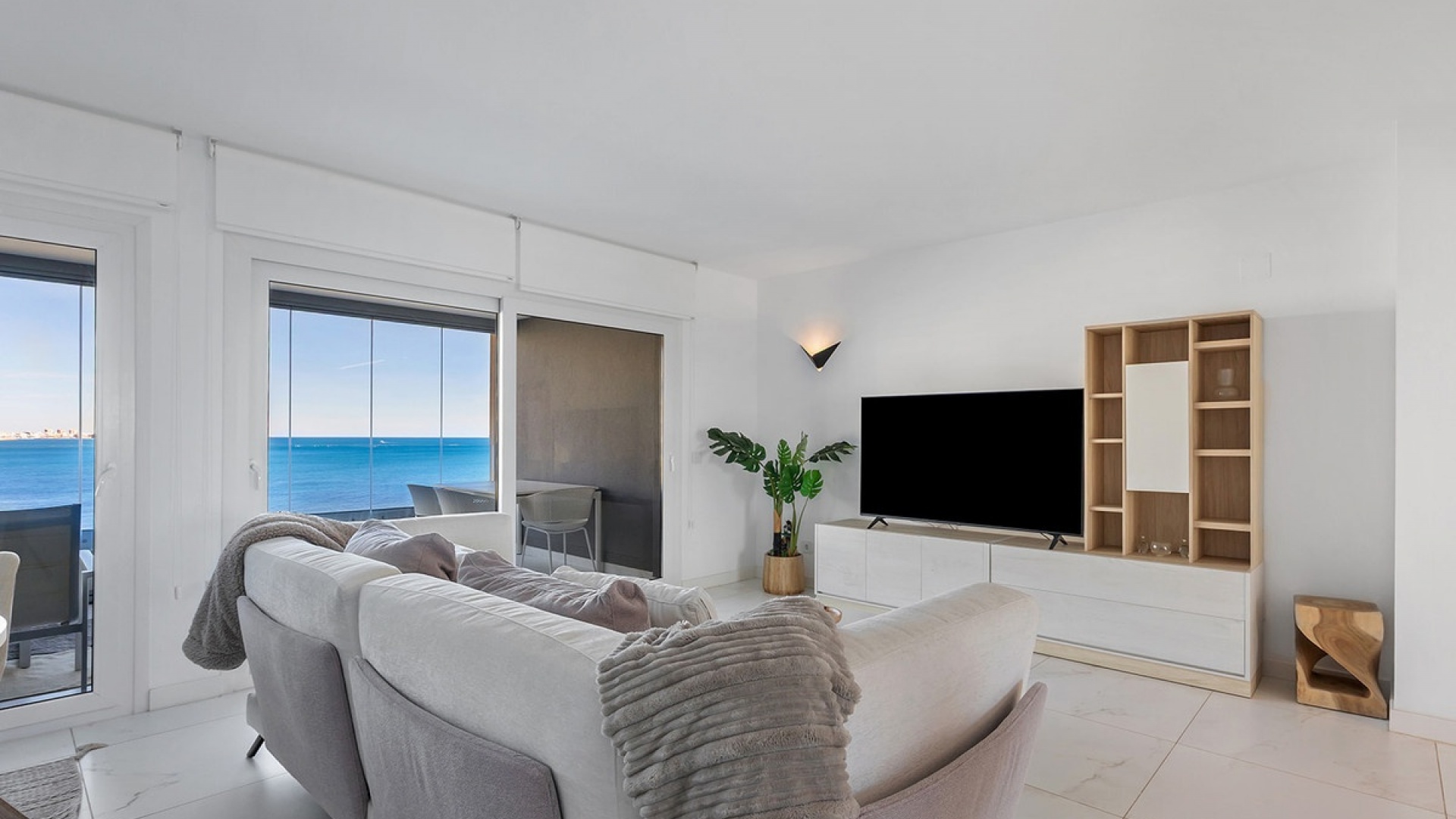 Återförsäljning - Lägenhet - Orihuela - Punta Prima