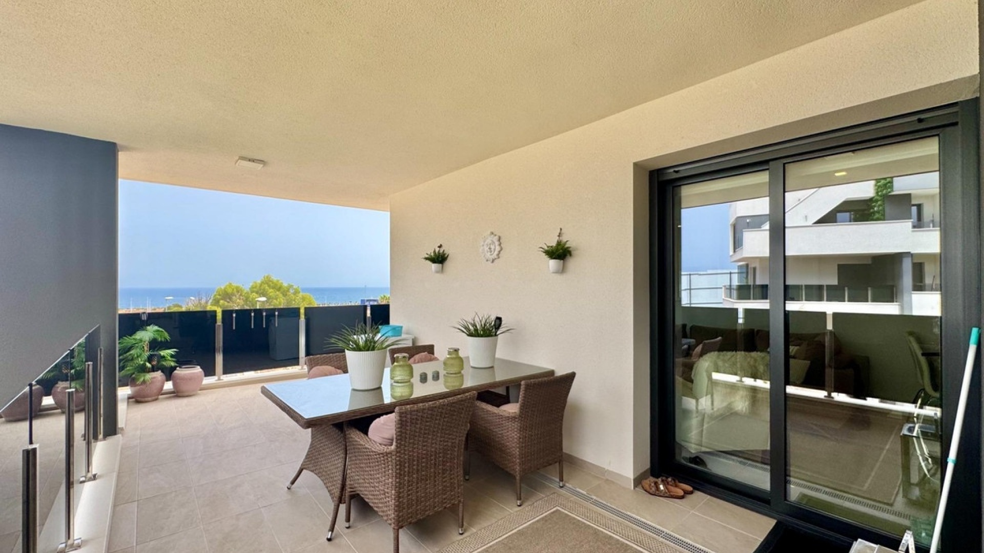 Återförsäljning - Lägenhet - Orihuela - Punta Prima