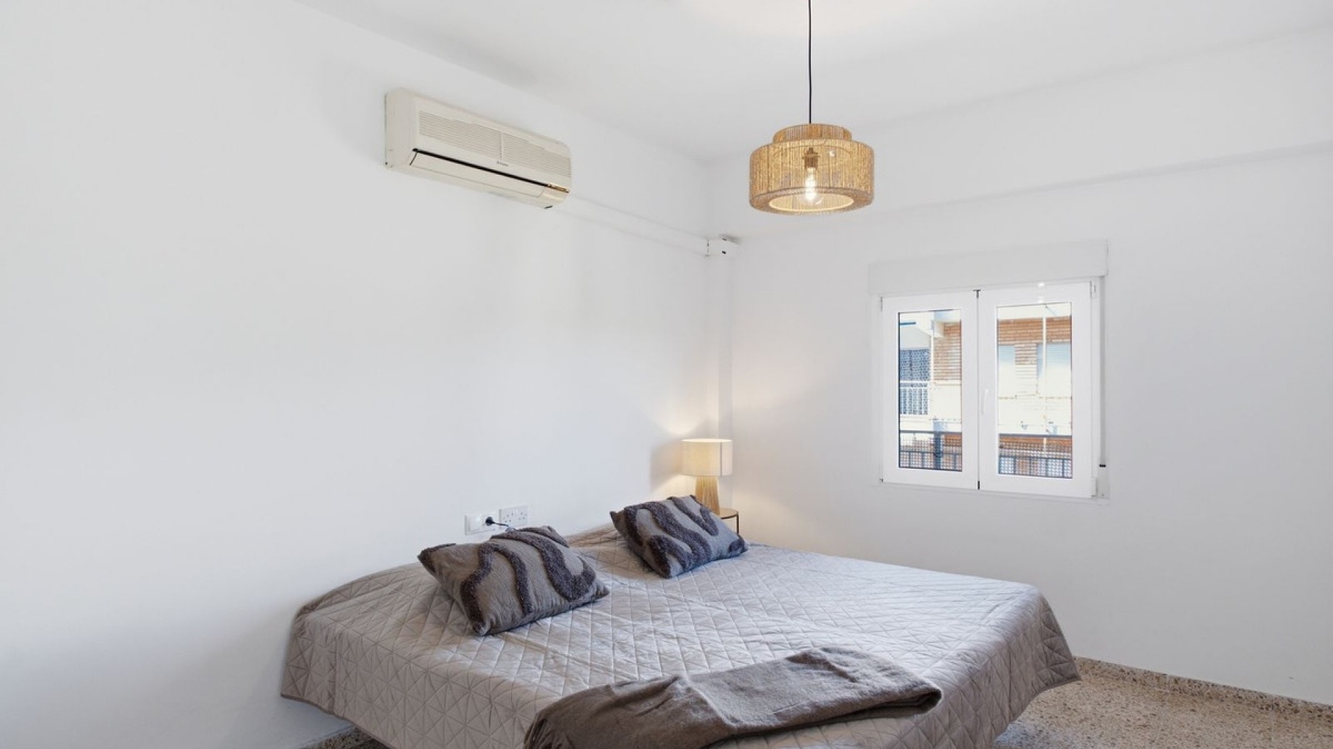Återförsäljning - Lägenhet - Orihuela - Punta Prima