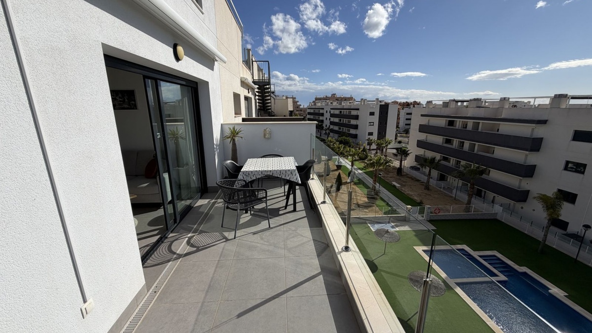Återförsäljning - Lägenhet - Orihuela - Villamartin