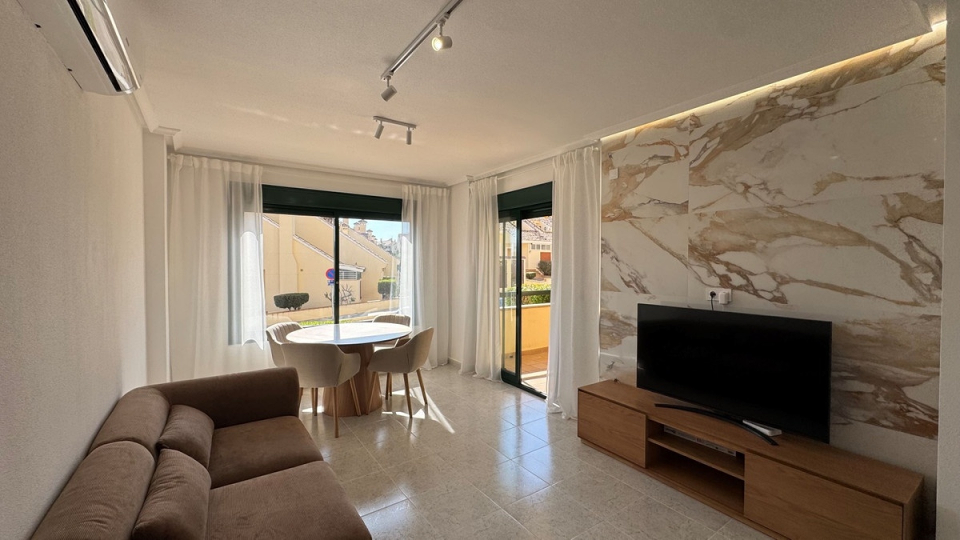 Återförsäljning - Lägenhet - Orihuela - Villamartin