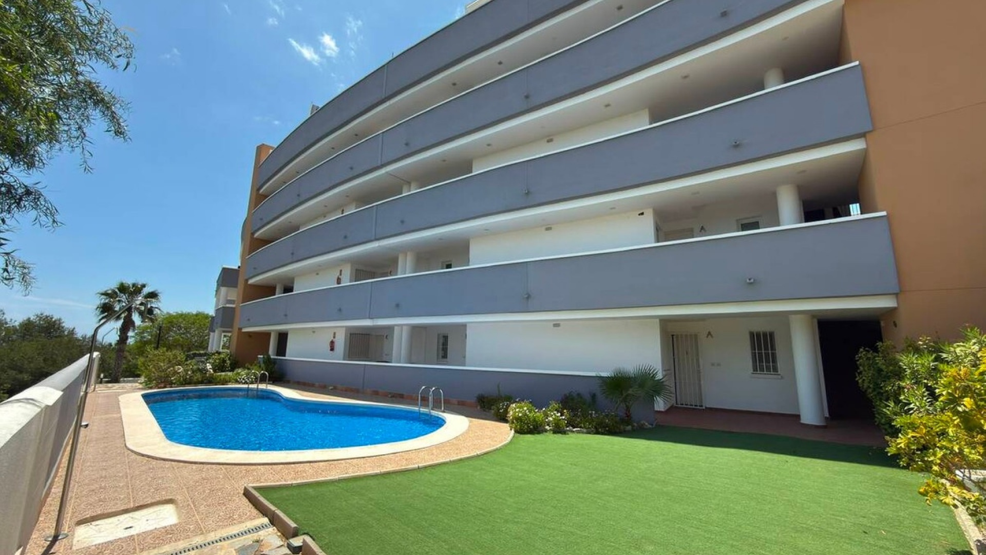 Återförsäljning - Lägenhet - Orihuela - Villamartin