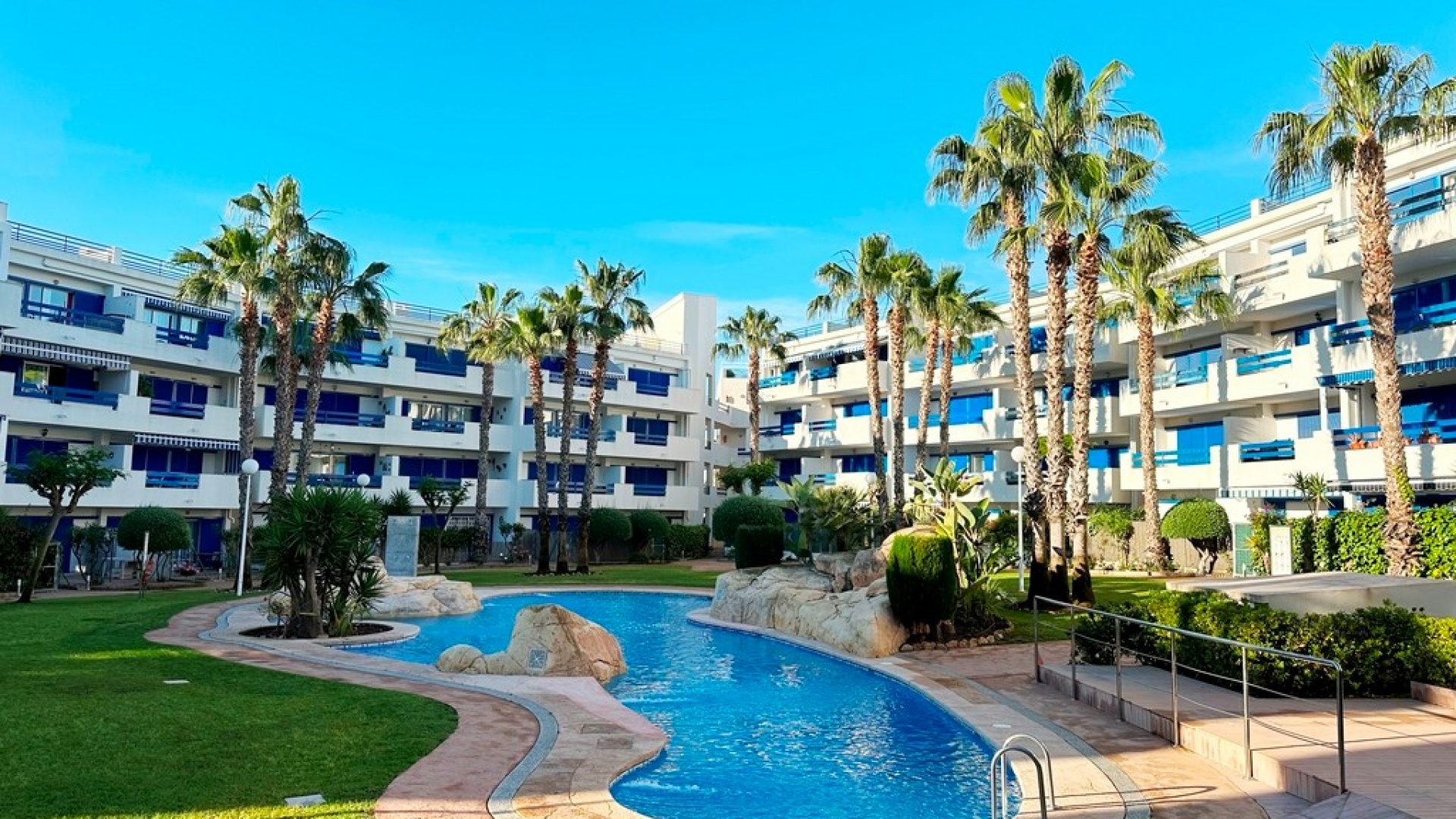 Återförsäljning - Lägenhet - Playa Flamenca - la calma