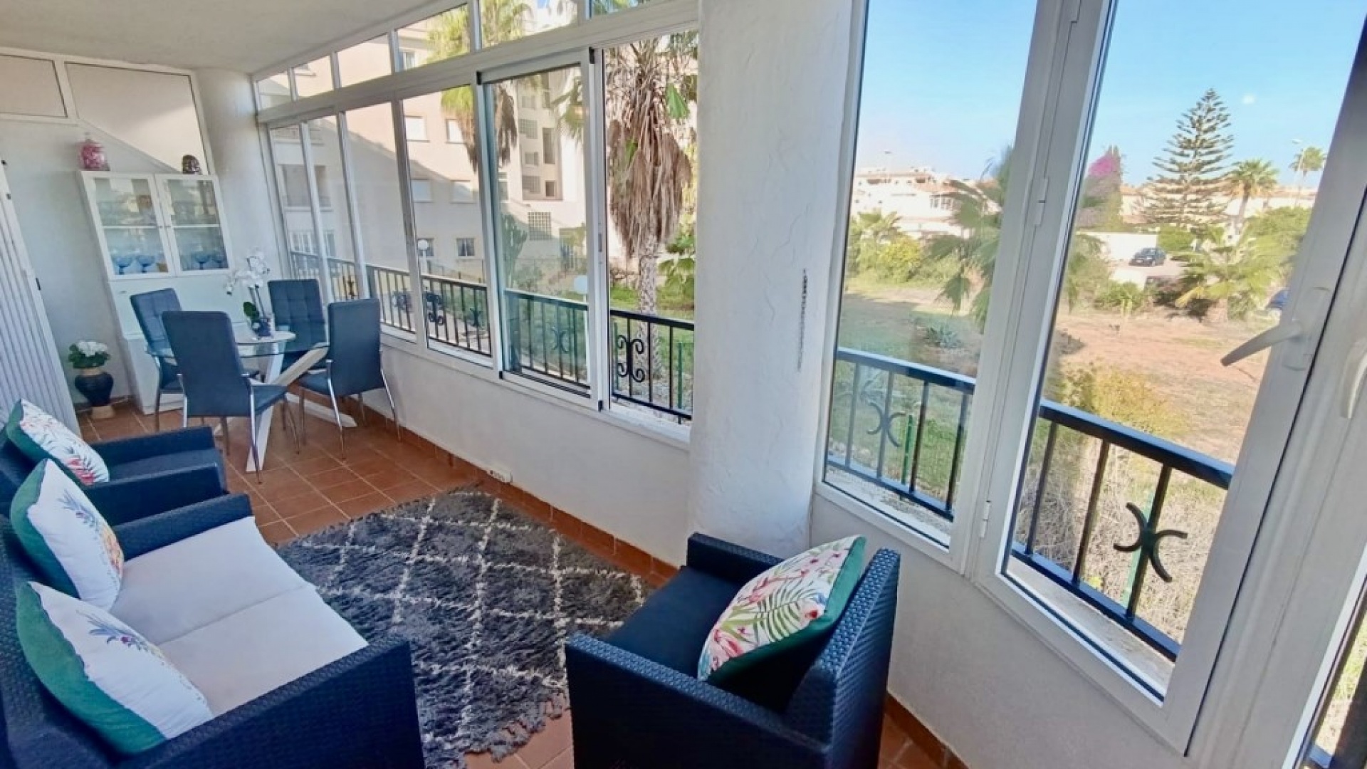 Återförsäljning - Lägenhet - Playa Flamenca - la mirada