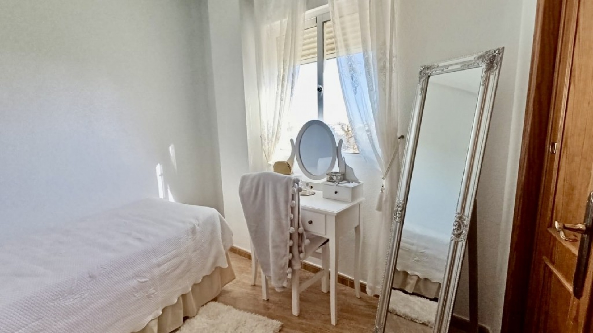 Återförsäljning - Lägenhet - Playa Flamenca - la mirada