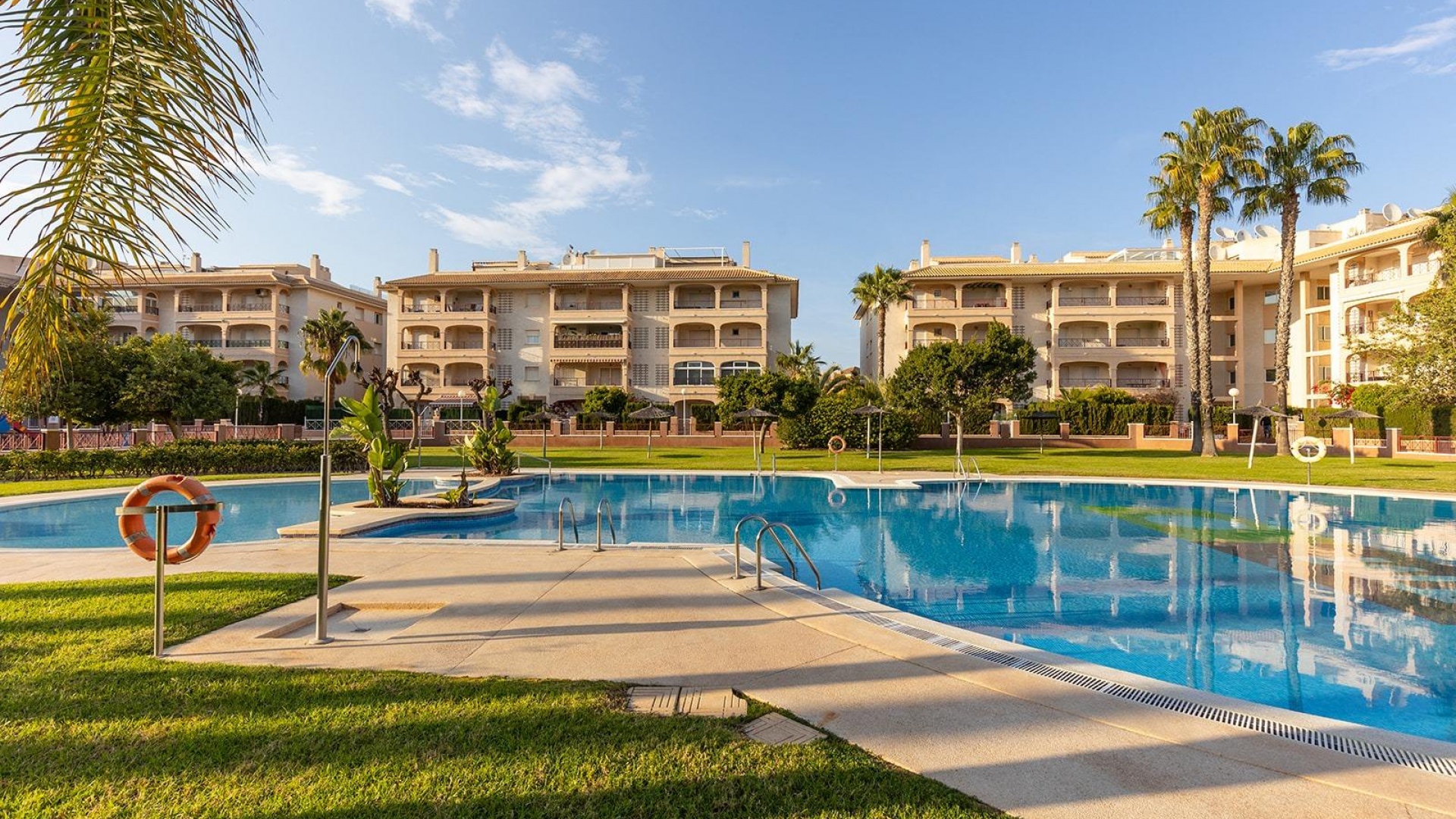 Återförsäljning - Lägenhet - Playa Flamenca - Laguna Golf