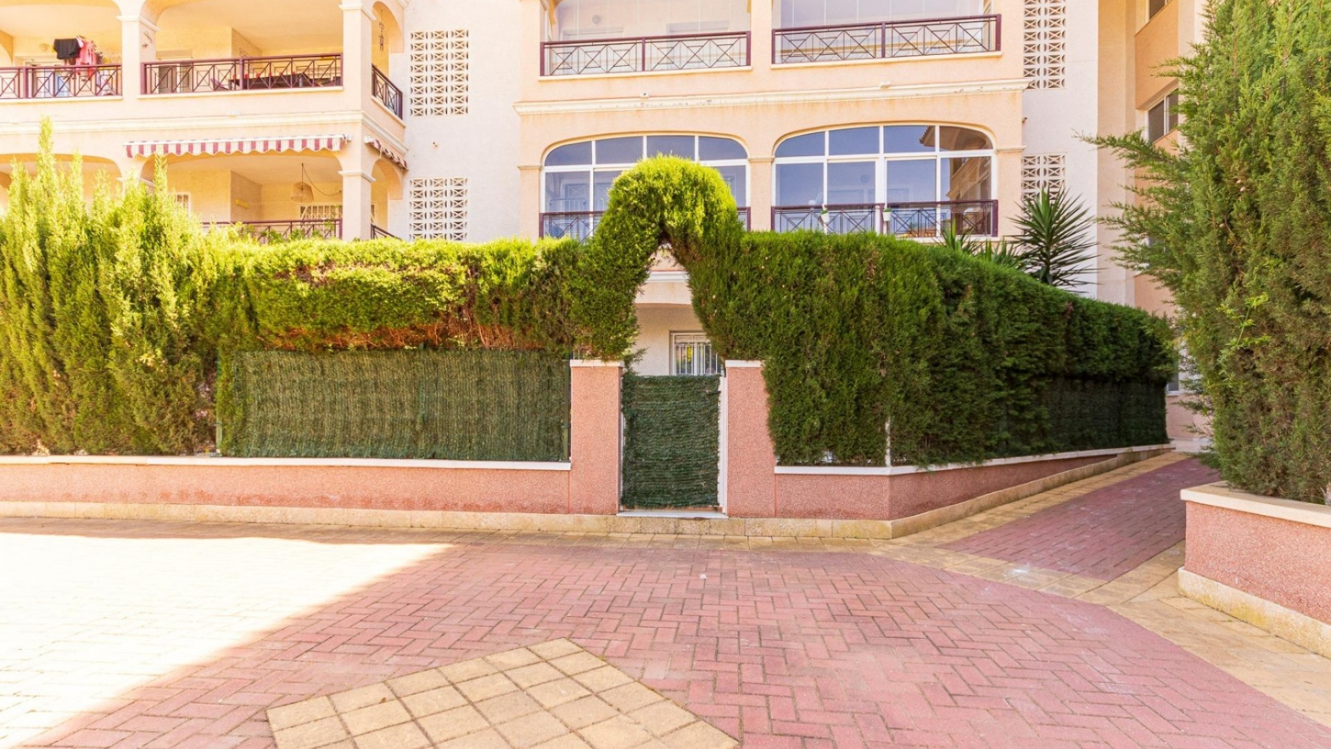 Återförsäljning - Lägenhet - Playa Flamenca - Laguna Golf