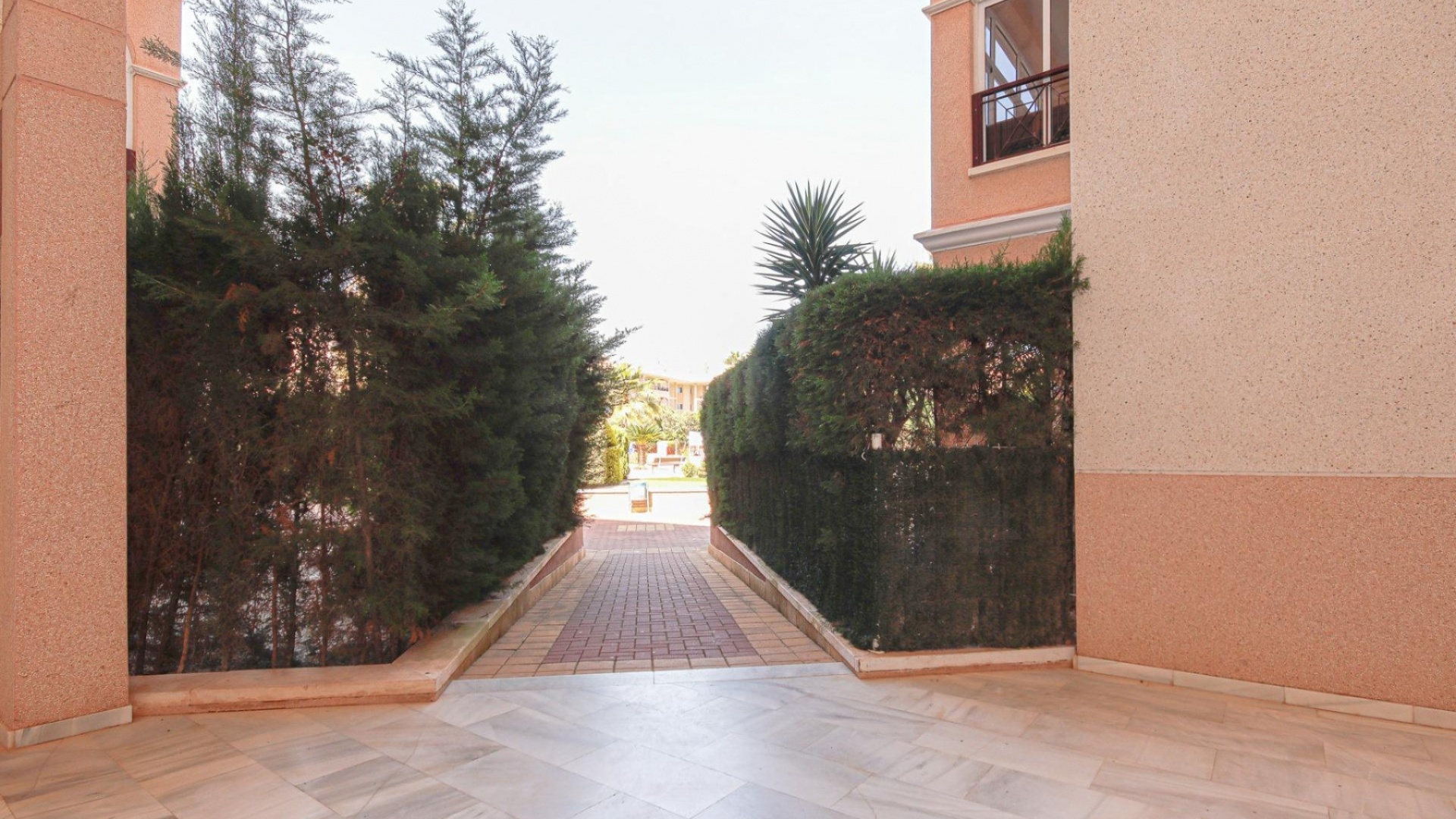 Återförsäljning - Lägenhet - Playa Flamenca - Laguna Golf