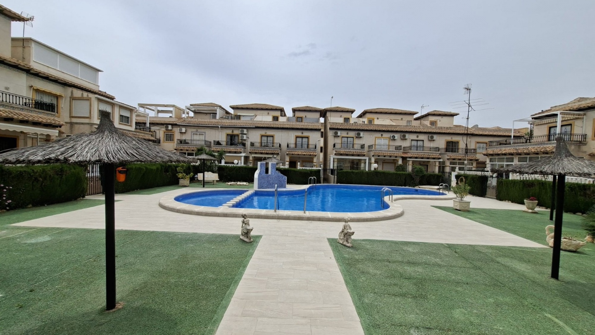 Återförsäljning - Lägenhet - Playa Flamenca - Res. San Antonio