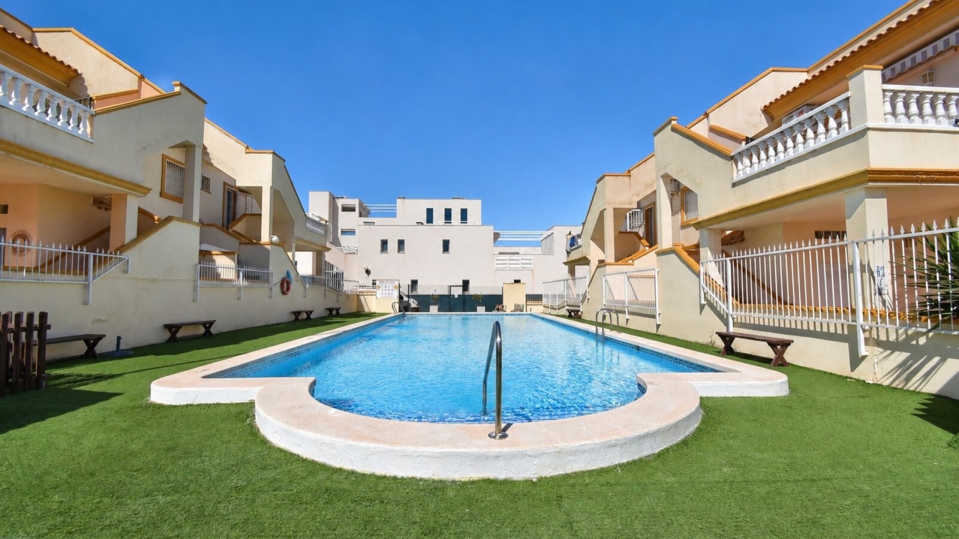 Återförsäljning - Lägenhet - Playa Flamenca - Teruel Numancia