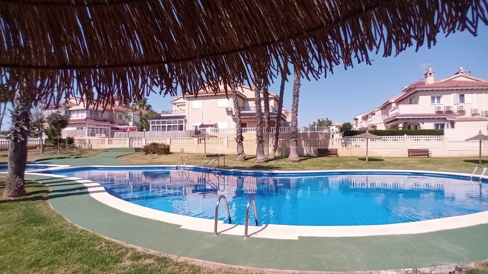 Återförsäljning - Lägenhet - Playa Flamenca - zeniamar