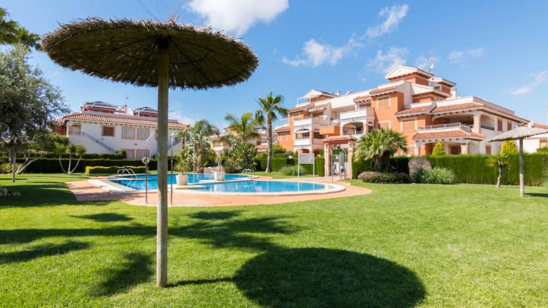 Återförsäljning - Lägenhet - Playa Flamenca - zeniamar
