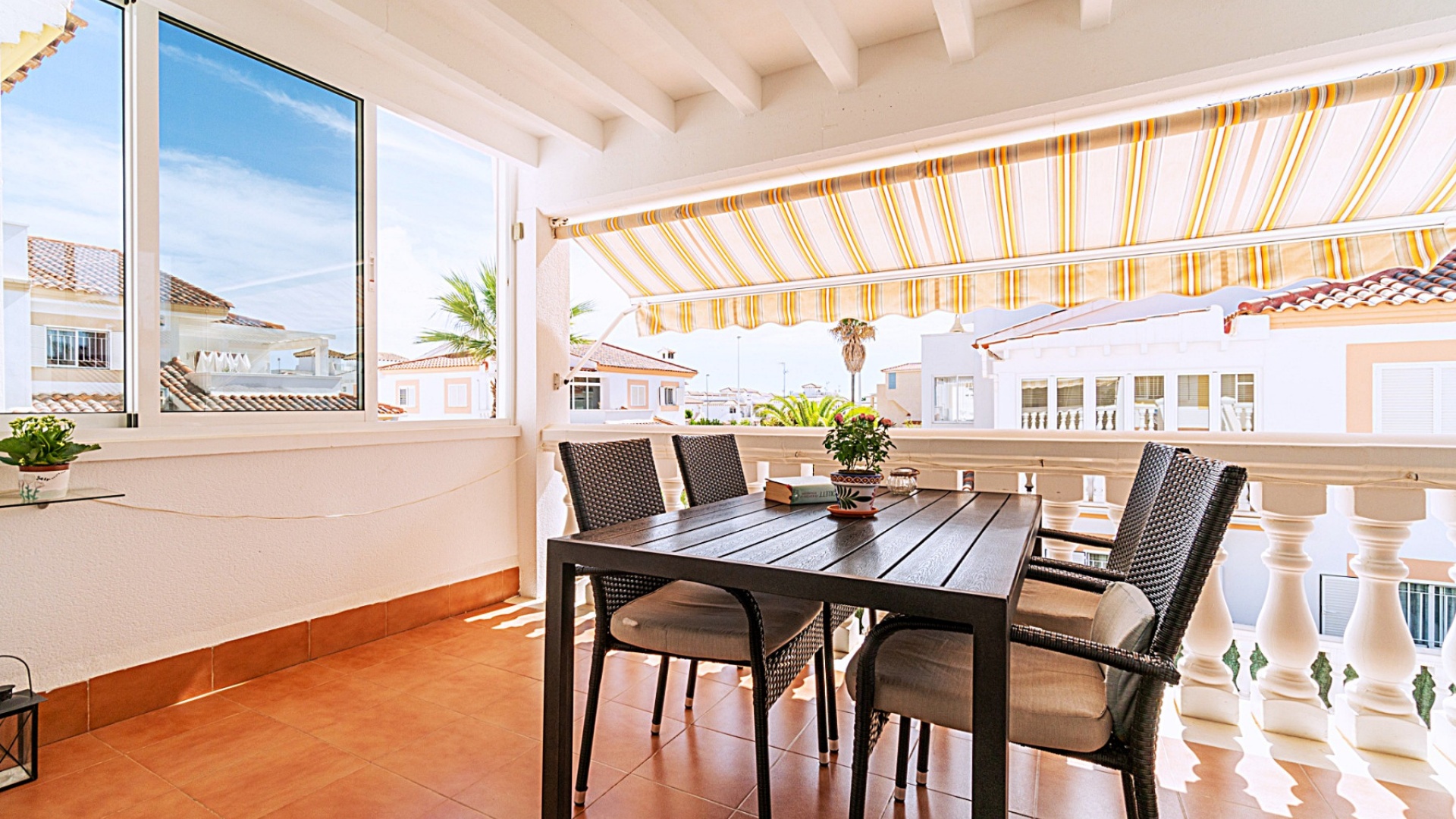 Återförsäljning - Lägenhet - Playa Flamenca - zeniamar