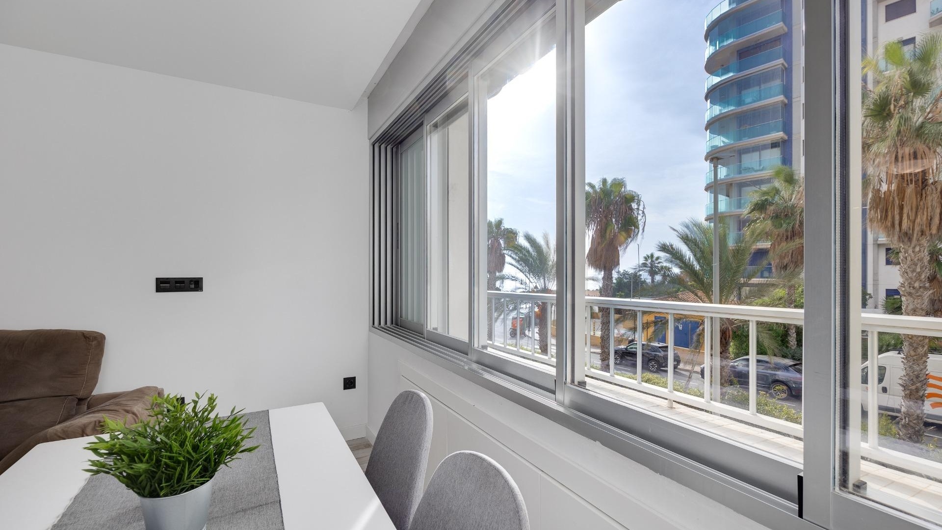 Återförsäljning - Lägenhet - Punta Prima - beachside punta prima