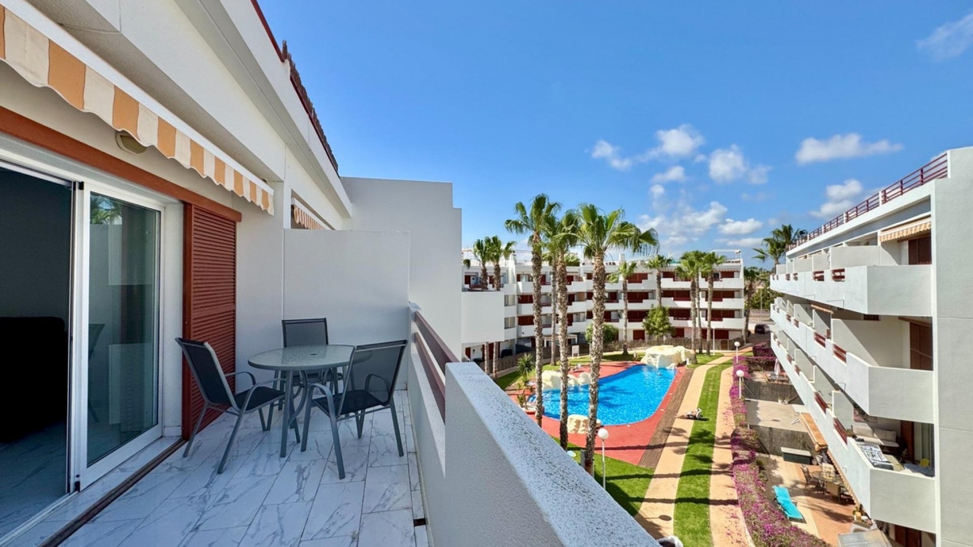 Återförsäljning - Lägenhet - Punta Prima - Costa Blanca South