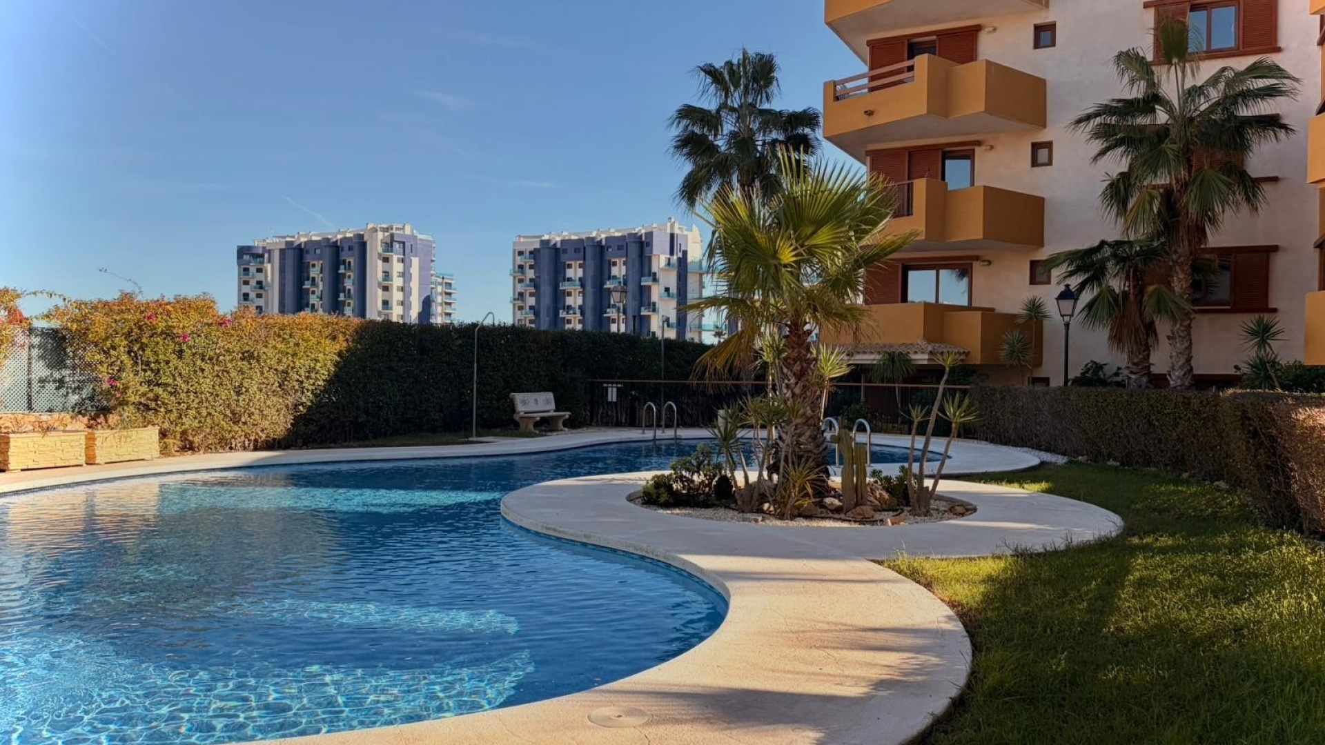 Återförsäljning - Lägenhet - Punta Prima - La Recoleta