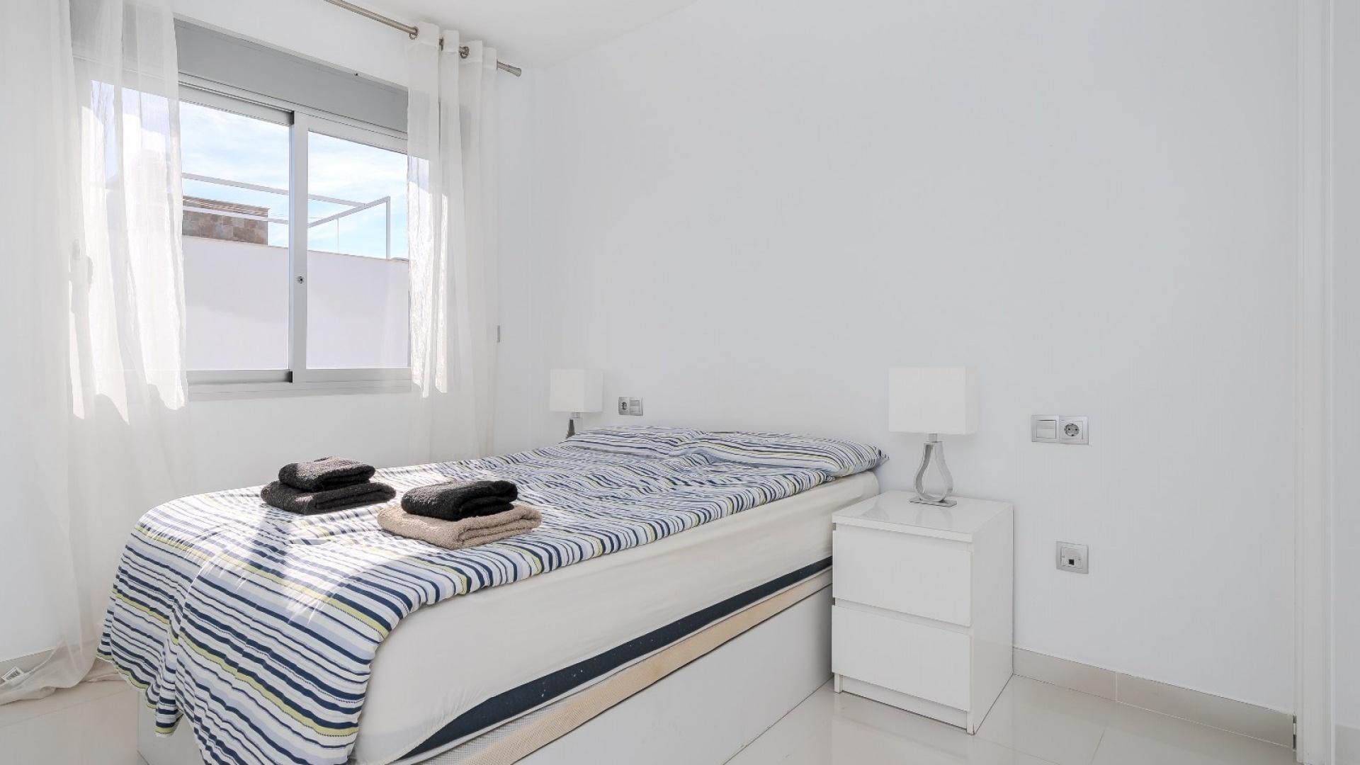 Återförsäljning - Lägenhet - Punta Prima - Marina Med