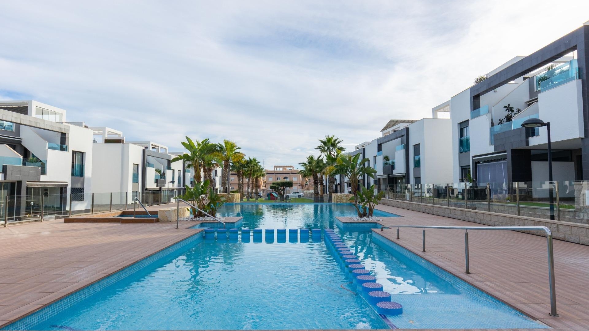Återförsäljning - Lägenhet - Punta Prima - oasis beach