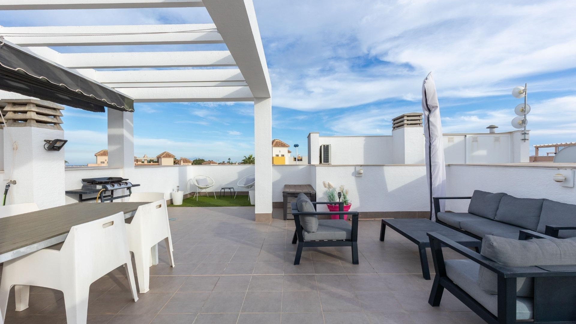 Återförsäljning - Lägenhet - Punta Prima - oasis beach