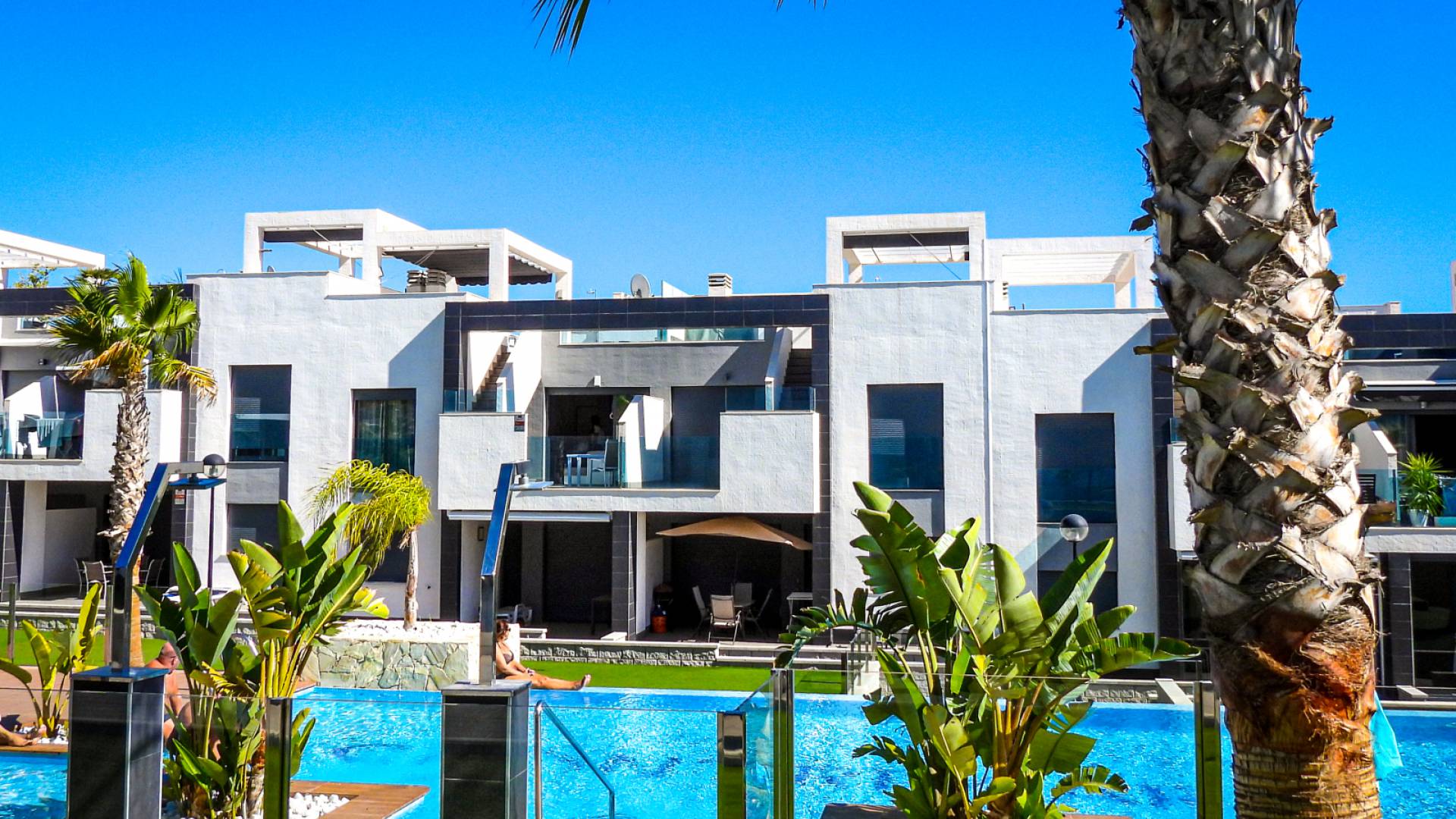 Återförsäljning - Lägenhet - Punta Prima - oasis beach