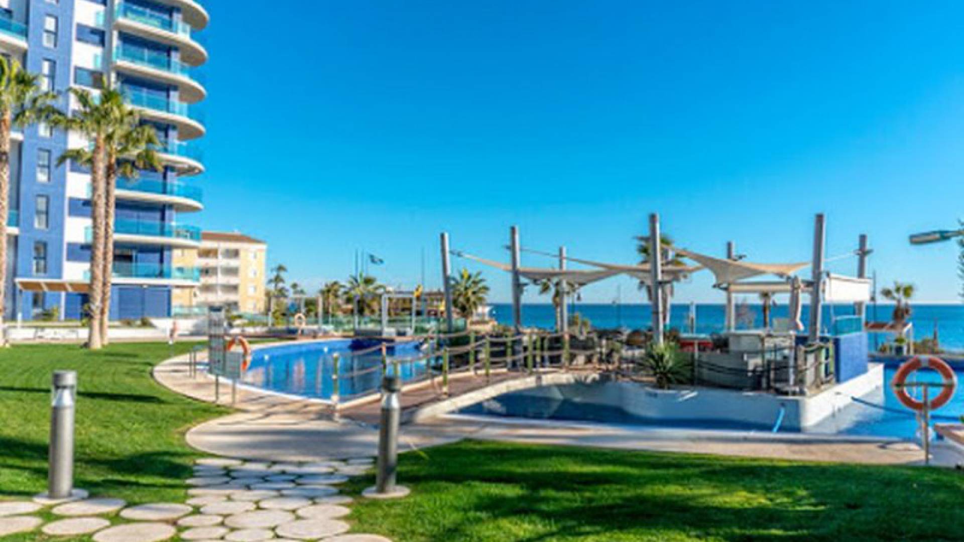 Återförsäljning - Lägenhet - Punta Prima - Res. Sea Senses