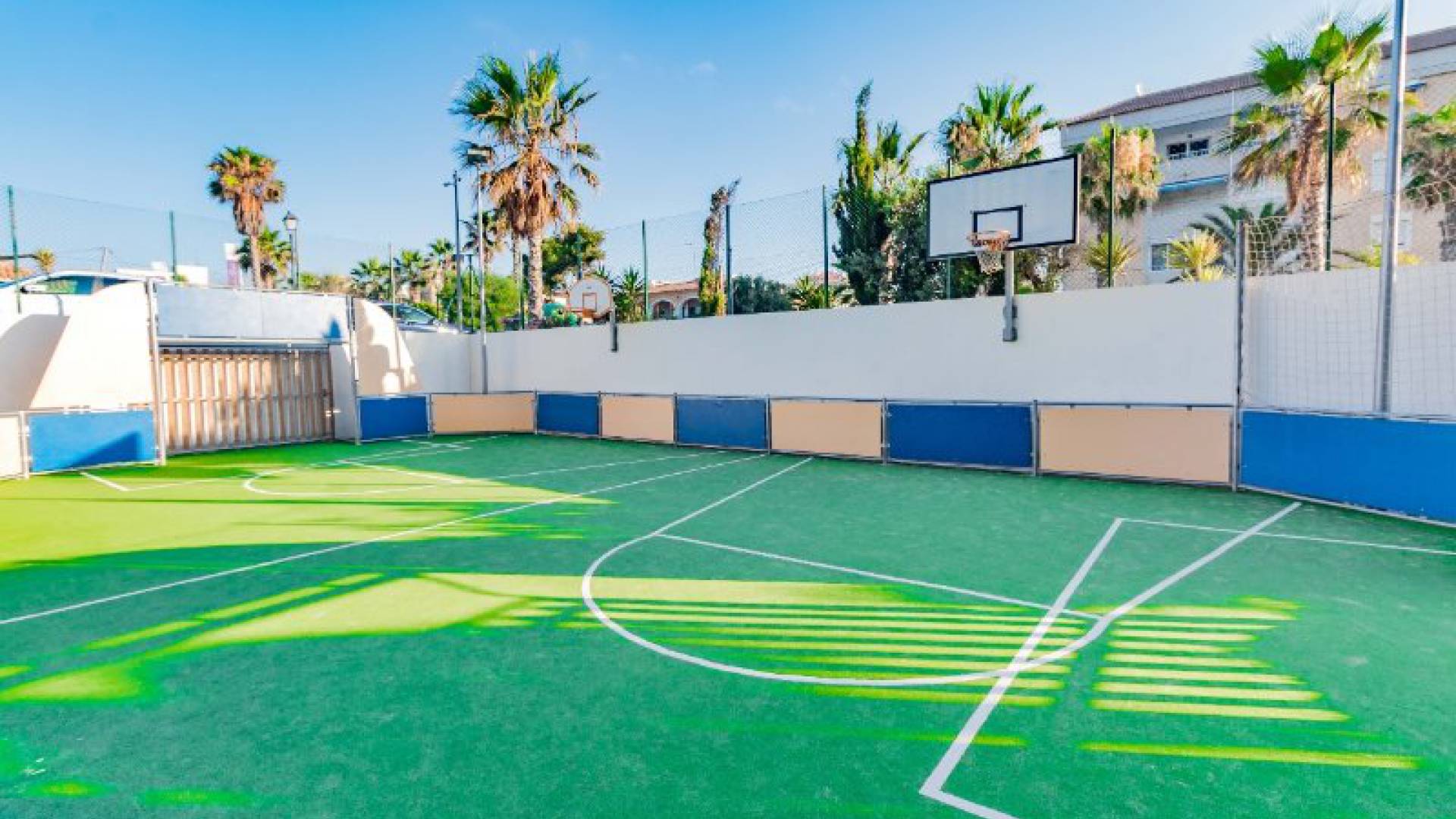 Återförsäljning - Lägenhet - Punta Prima - Res. Sea Senses