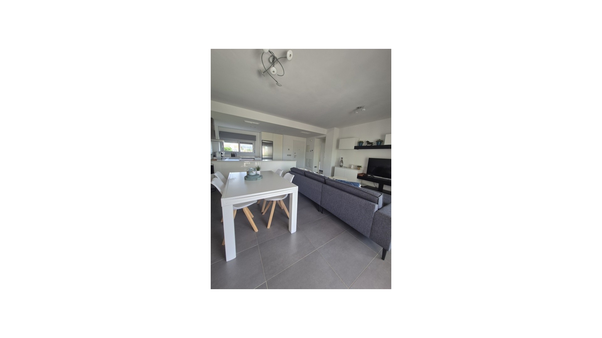 Återförsäljning - Lägenhet - San Miguel de Salinas - Capri Apartments