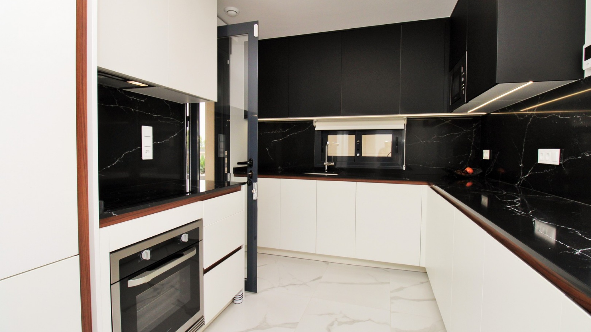 Återförsäljning - Lägenhet - San Miguel de Salinas