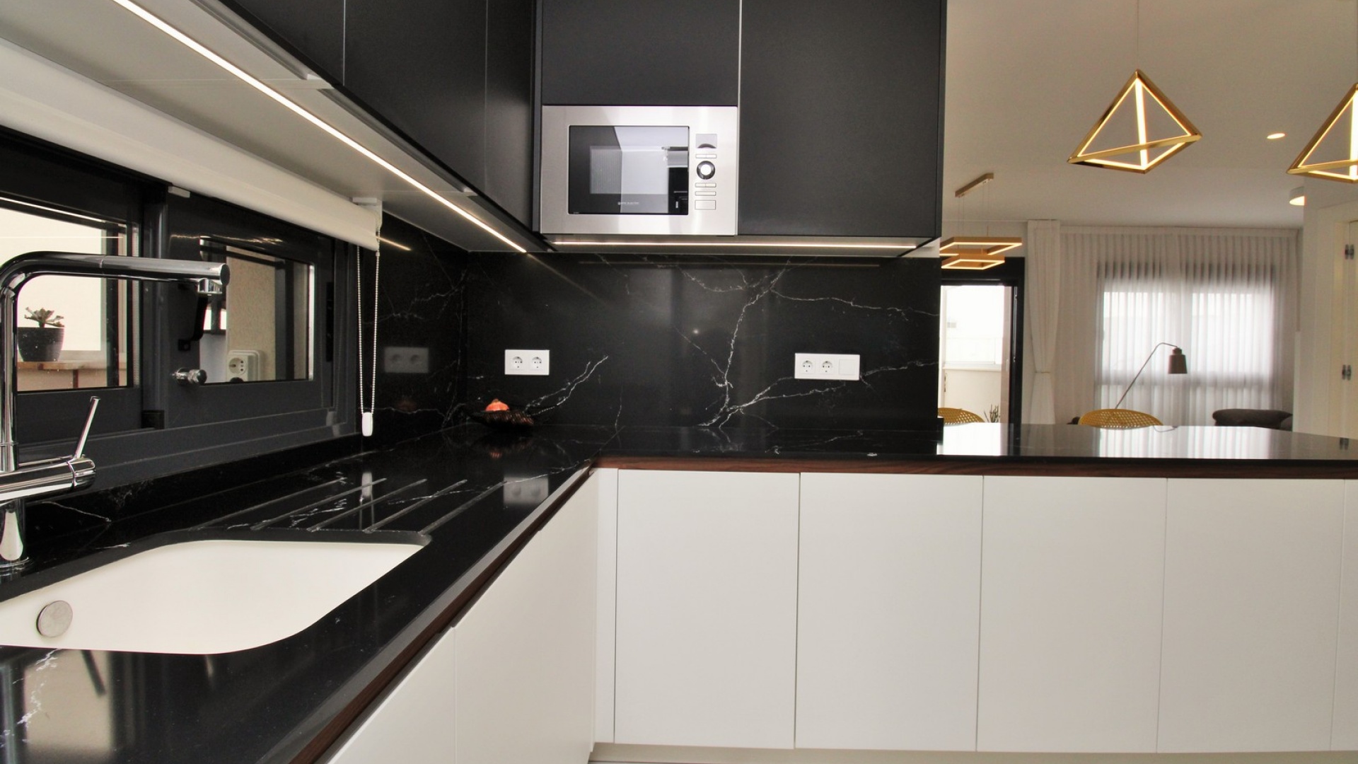 Återförsäljning - Lägenhet - San Miguel de Salinas