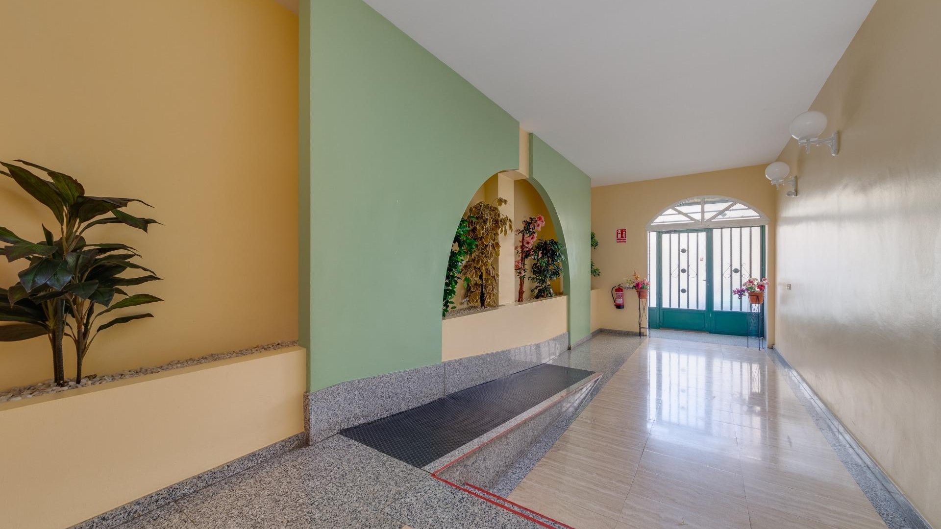 Återförsäljning - Lägenhet - Torrevieja - Acequion