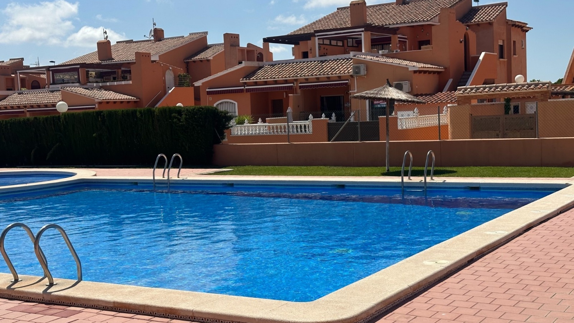 Återförsäljning - Lägenhet - Torrevieja - Aguas Nuevas
