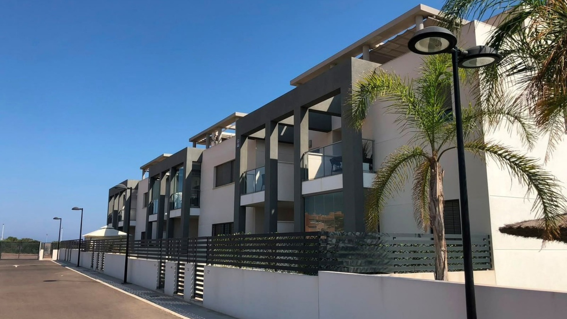 Återförsäljning - Lägenhet - Torrevieja - Aguas Nuevas