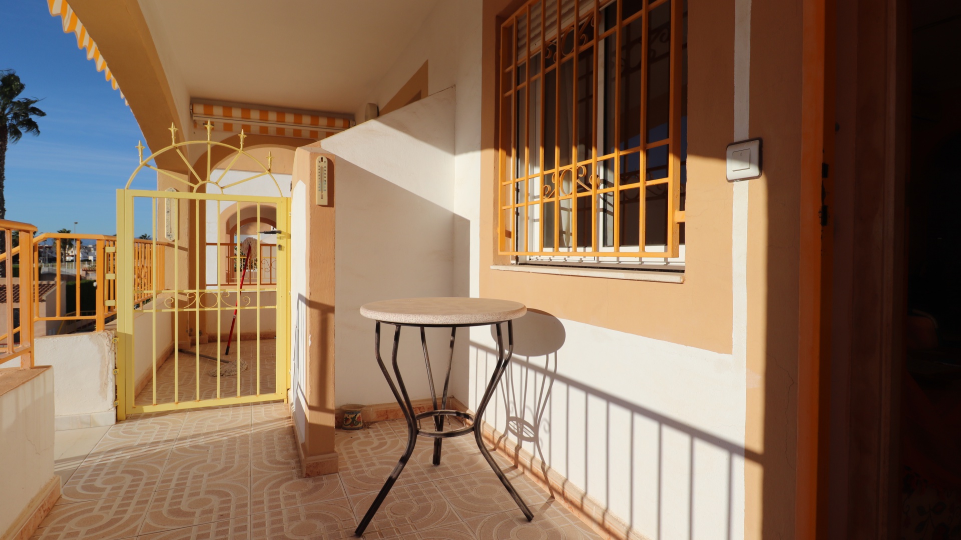 Återförsäljning - Lägenhet - Torrevieja - Altos del Limonar