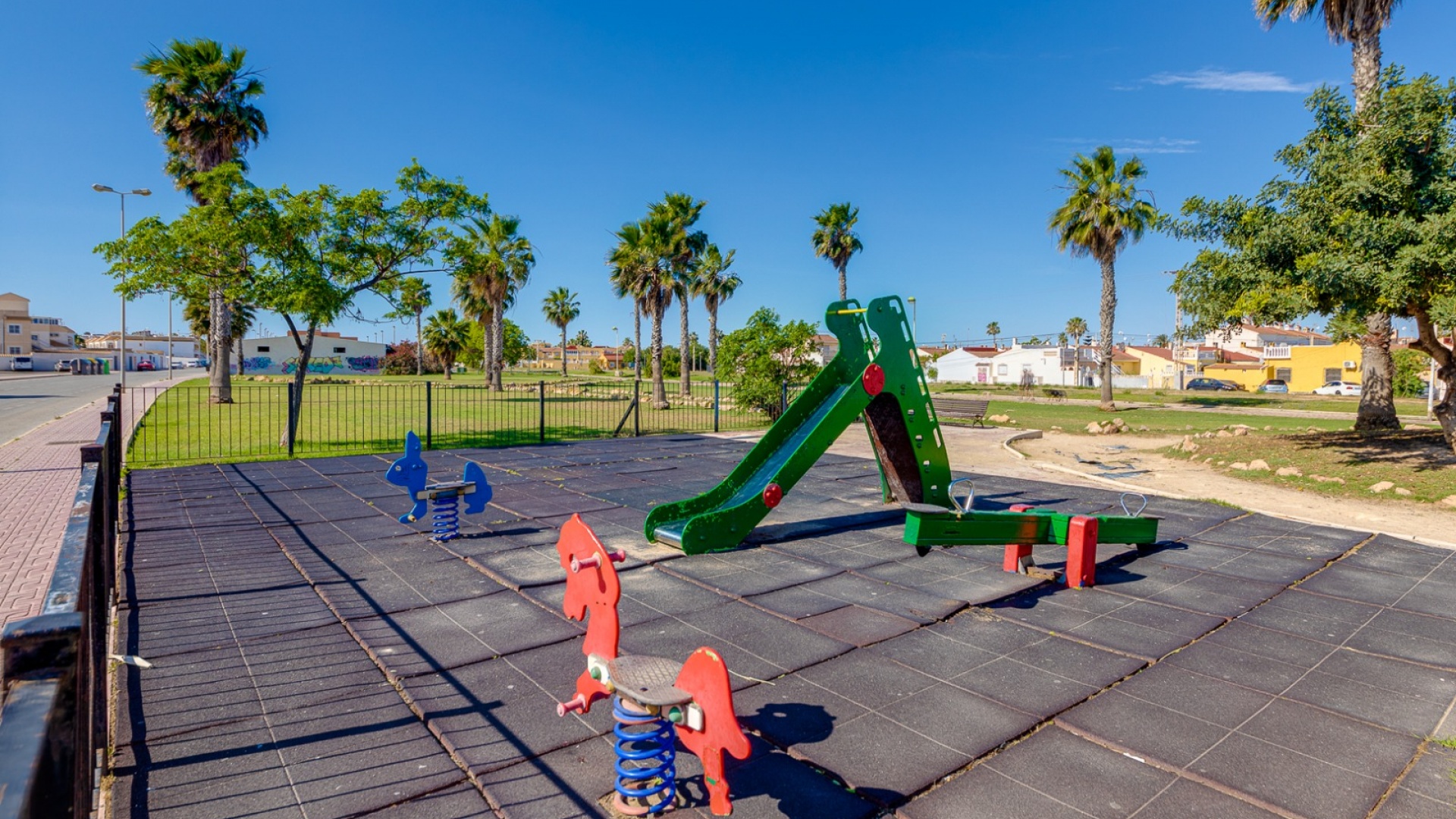 Återförsäljning - Lägenhet - Torrevieja - altos del limonar
