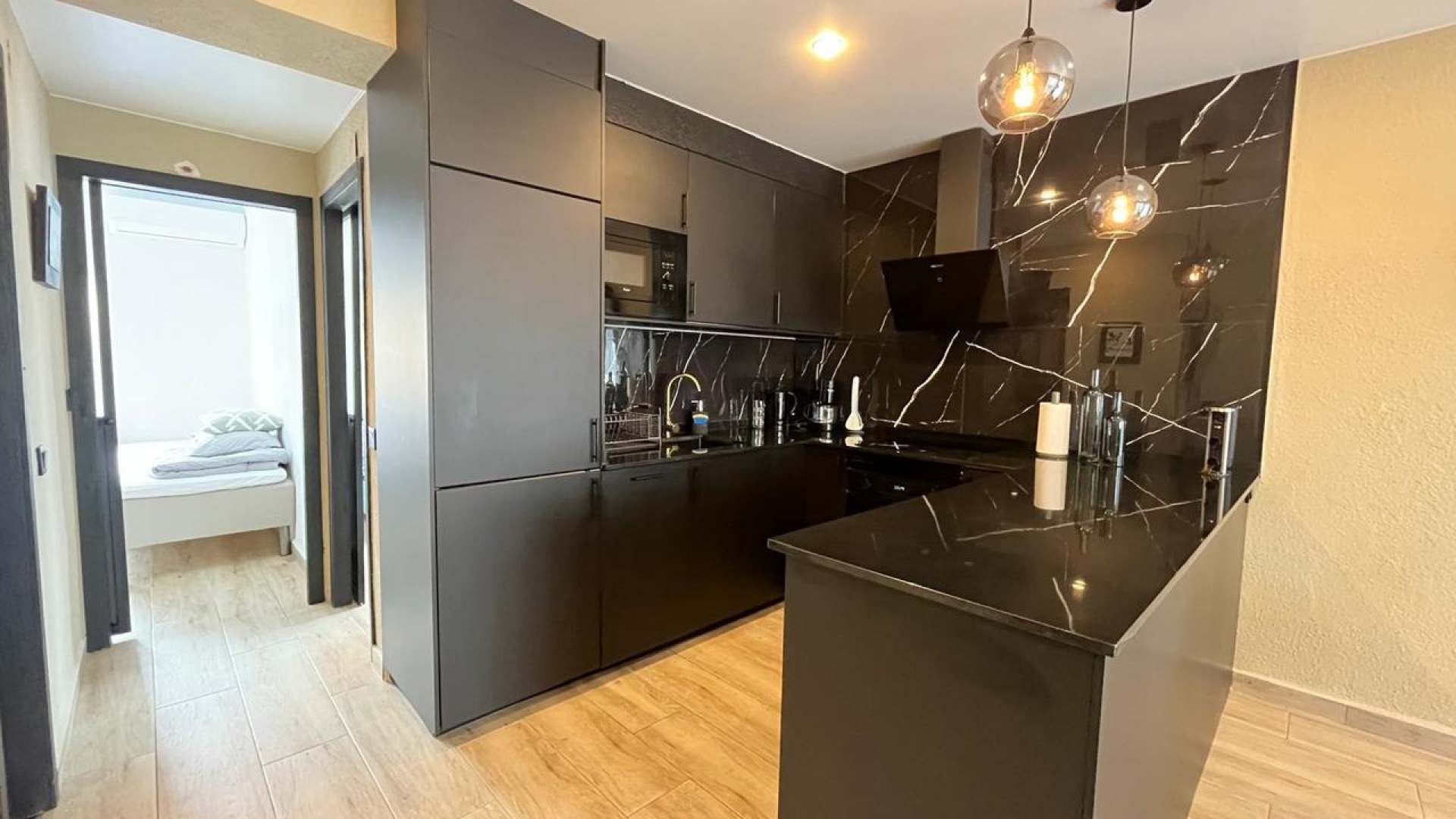 Återförsäljning - Lägenhet - Torrevieja - Beachside Torrevieja