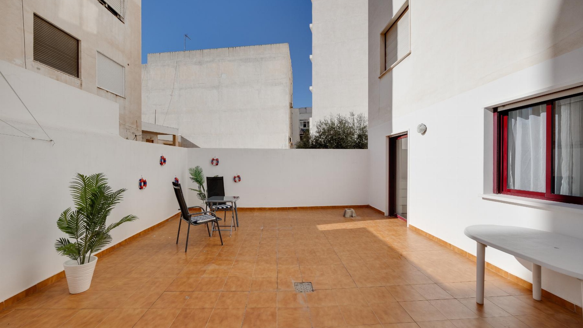 Återförsäljning - Lägenhet - Torrevieja - Beachside Torrevieja