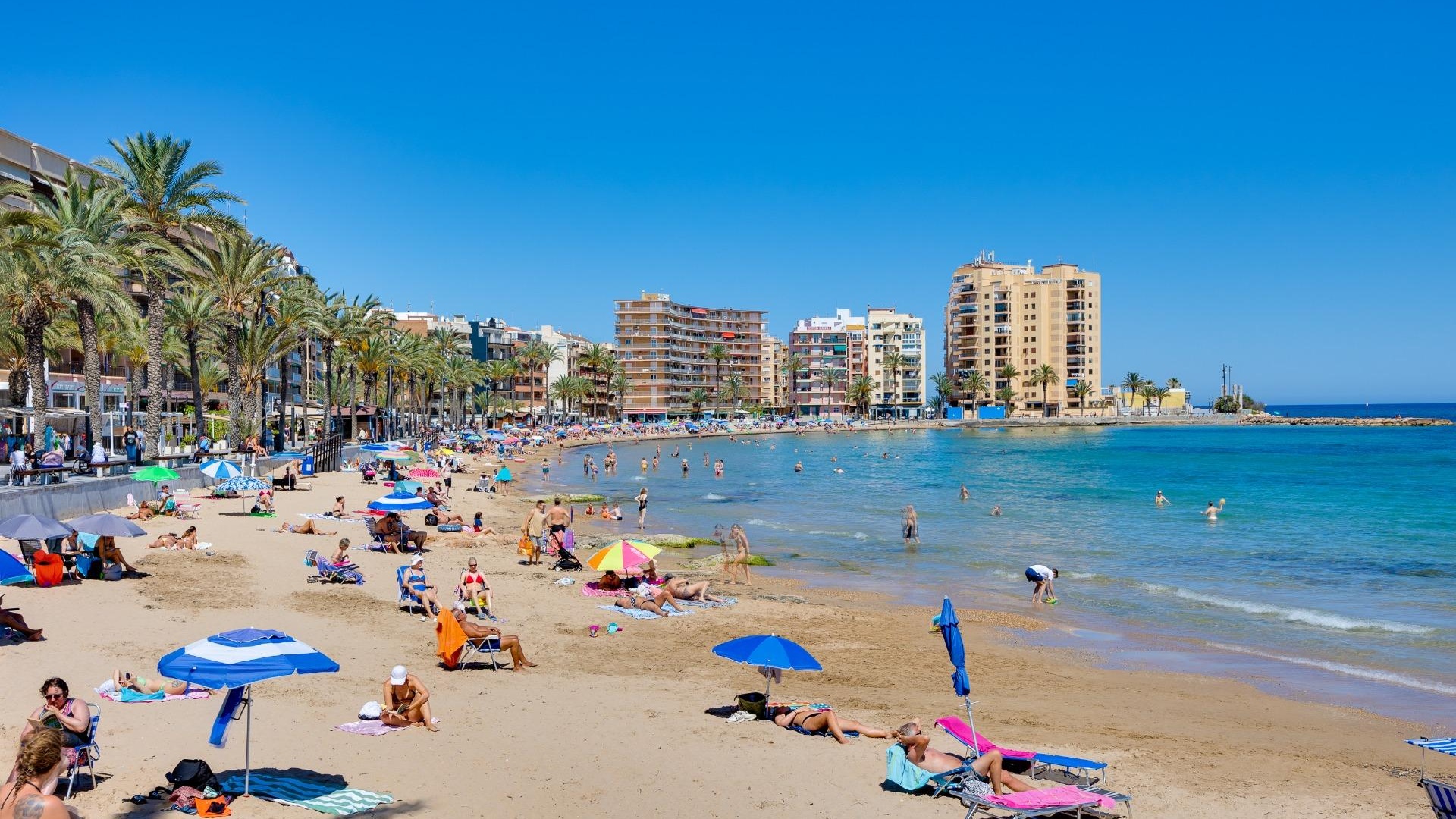 Återförsäljning - Lägenhet - Torrevieja - Beachside Torrevieja