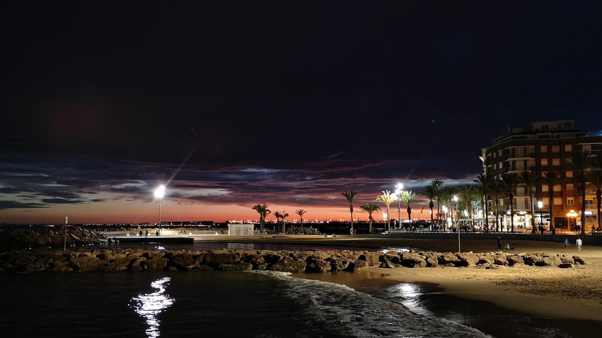 Återförsäljning - Lägenhet - Torrevieja - Beachside Torrevieja